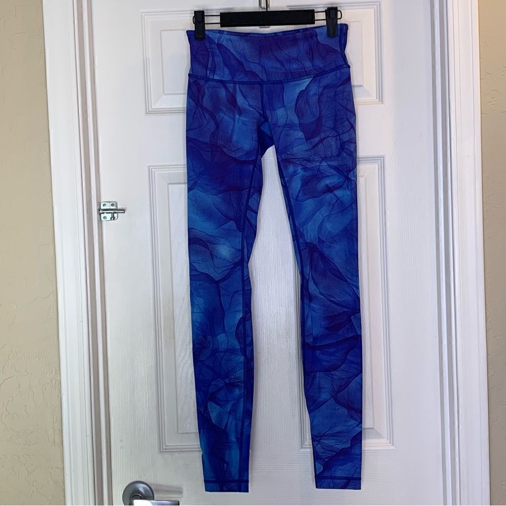 Lululemon Wunder Under Leggings Size 4 Color  Midnight Tulle Multi